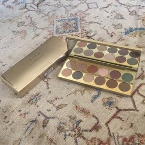 Brand New stila After Hours Eyeshadow pallette